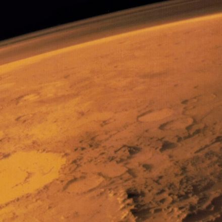 Mars Spacecraft Finds Evidence of Gigantic Martian Lake