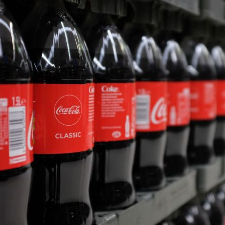 Coca-Cola and PepsiCo ditch ties to Plastics Industry Association following pressure from Greenpeace "A victory for every person that spoke up"