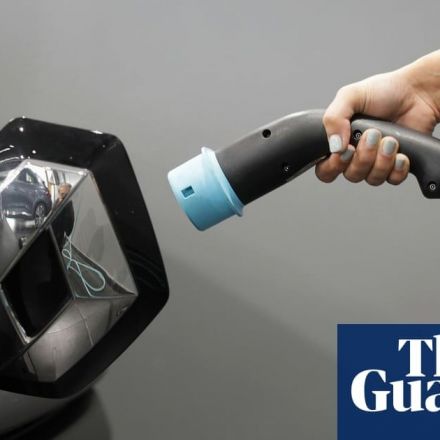 Electric car batteries with five-minute charging times produced