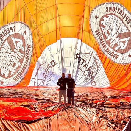The biggest hot air balloon in the US was built to carry skydivers