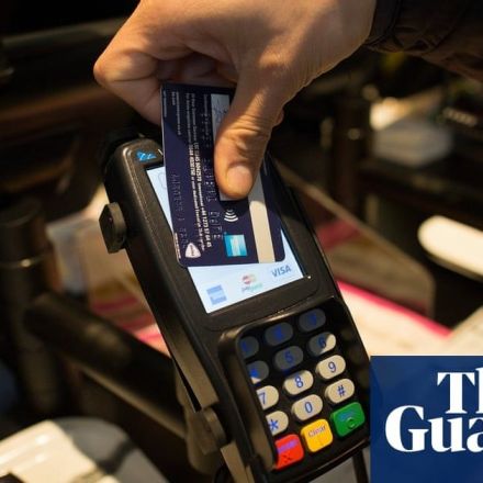 New York City votes to ban cashless businesses in step against discrimination