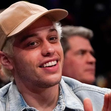 Pete Davidson and five paying customers to fly on Jeff Bezos' suborbital rocket