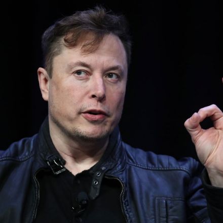 Elon Musk underplays coronavirus threat, tells employees that car crashes are more dangerous