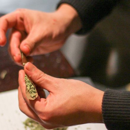 Scientists Discover The Exact Reason Marijuana Causes The ‘Munchies’ In New Federally Funded Study
