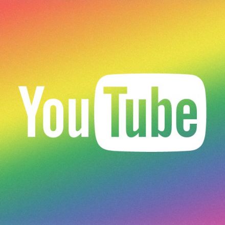 Snapzu Tech & Web: YouTube's Recommendation Algorithm Has a Dark Side