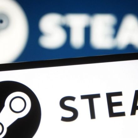 Senator Asks Gabe Newell Why Steam Hosts So Much Neo-Nazi Content