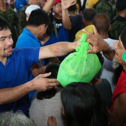 Pacquiao launches bid for Philippine presidency