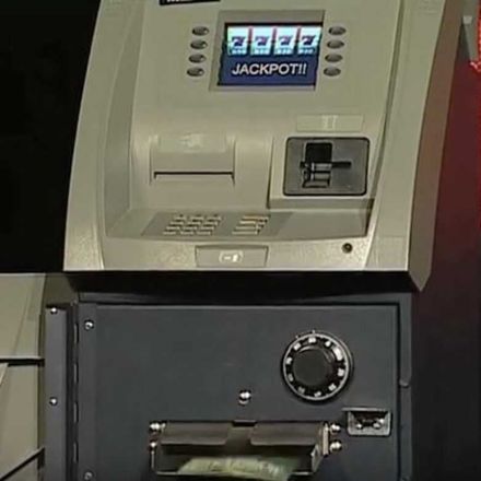 Hackers are making U.S. ATMs spit out cash like slot machines, report warns