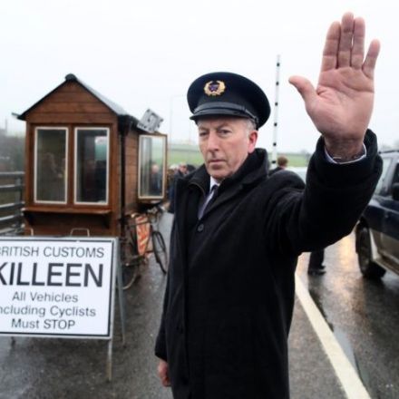 No Irish border deal before EU trade agreement