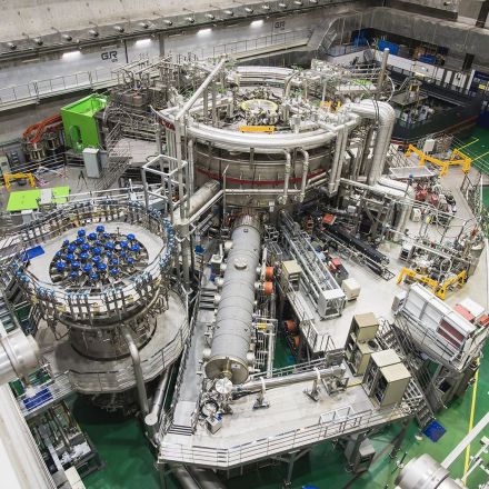Fusion energy device sets a record by running for 20 seconds