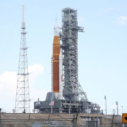 NASA sets tentative launch dates for debut of its massive new rocket