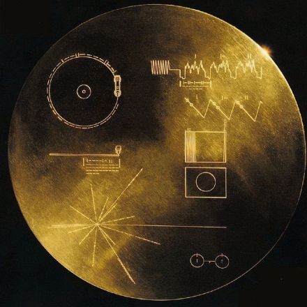 'Golden Record 2.0' could let space probe communicate with aliens