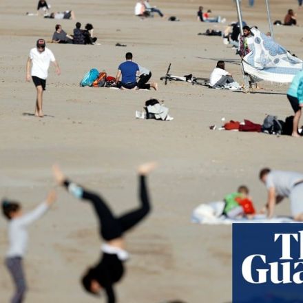 24C in Spain, 15C in the Alps: oddly warm end to 2021 in parts of Europe