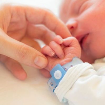 Newborn babies have inbuilt ability to pick out words, study finds