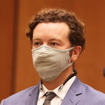 Danny Masterson harassment suit must go through Scientology mediation, judge rules