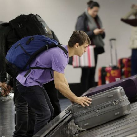U.S. airlines pocketed $15.5 billion last year, including a record $4.6 billion in bag fees