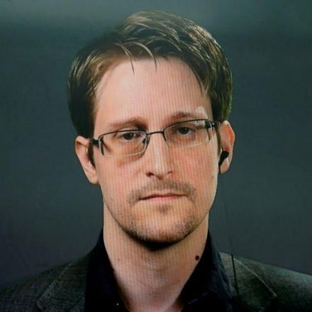 Russia gives whistleblower Edward Snowden permanent residency rights