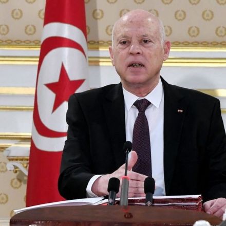 Tunisian president announces constitutional referendum in 2022
