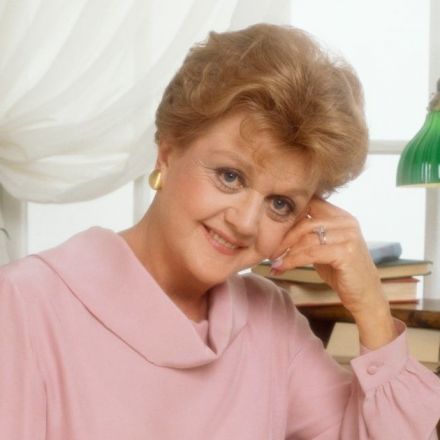 Angela Lansbury, 'Murder, She Wrote' and 'Beauty and the Beast' star, dies at 96