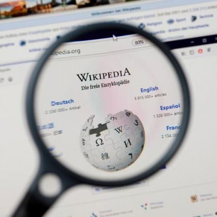 Pakistan blocks Wikipedia over 'sacrilegious' content