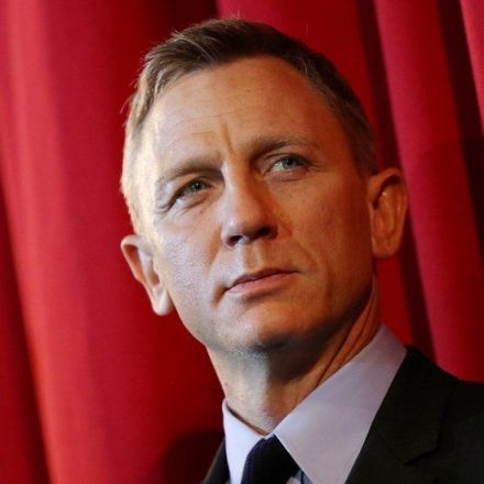 Daniel Craig confirms he'll play James Bond again